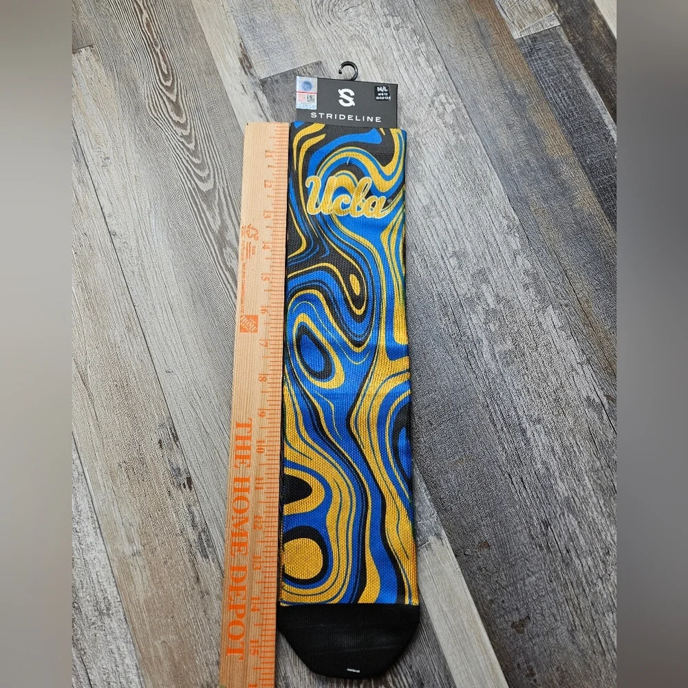 Strideline Socks UCLA NEW Medium Blue Yellow Oil Slick Pattern